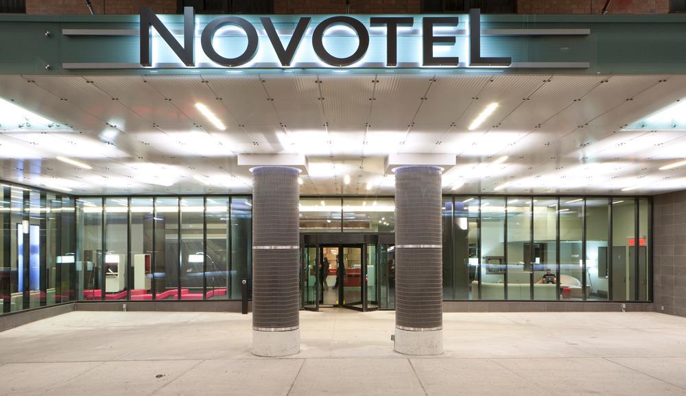Doubletree By Hilton Ottawa Downtown Ξενοδοχείο Εξωτερικό φωτογραφία