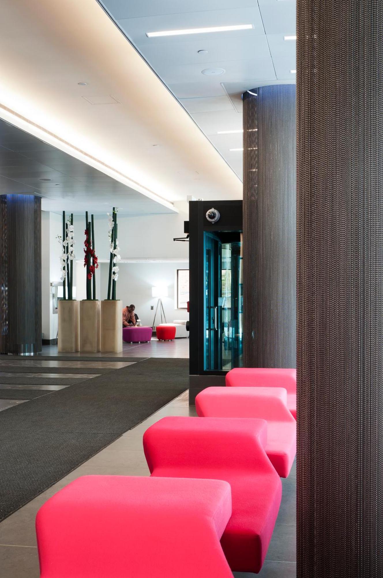 Doubletree By Hilton Ottawa Downtown Ξενοδοχείο Εξωτερικό φωτογραφία