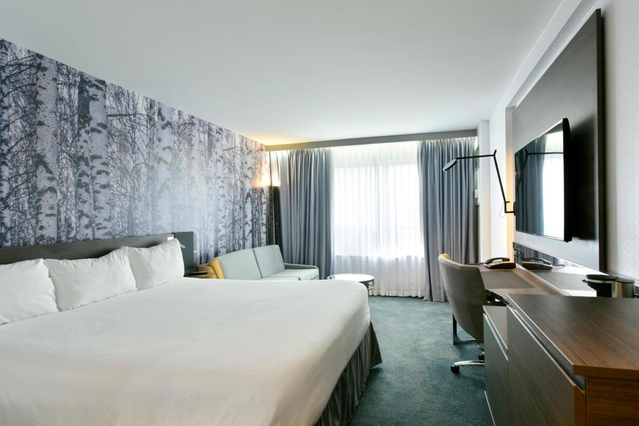 Doubletree By Hilton Ottawa Downtown Ξενοδοχείο Εξωτερικό φωτογραφία