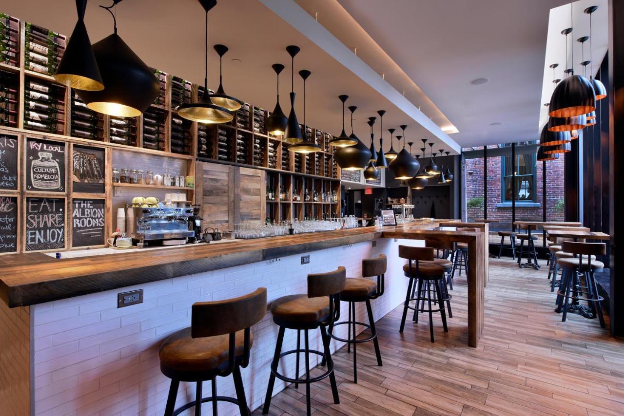 Doubletree By Hilton Ottawa Downtown Ξενοδοχείο Εξωτερικό φωτογραφία