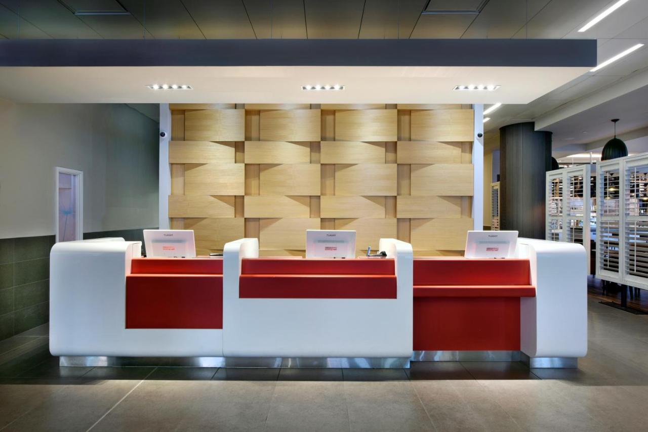 Doubletree By Hilton Ottawa Downtown Ξενοδοχείο Εξωτερικό φωτογραφία